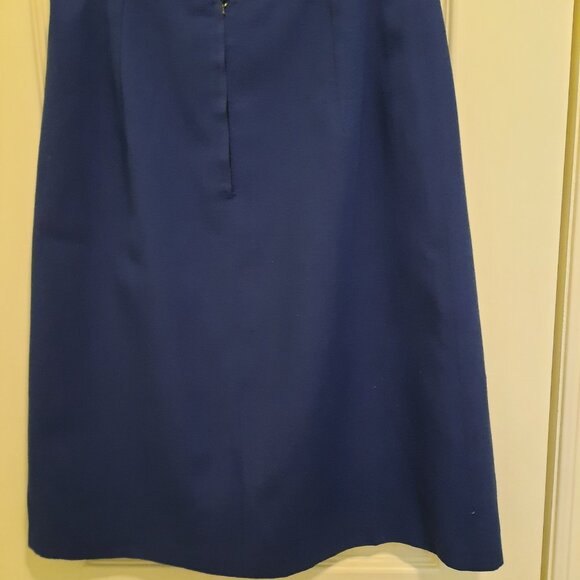 100% Polyester Fully Lined A Slit On the Front Bottom - Picture 2 of 3